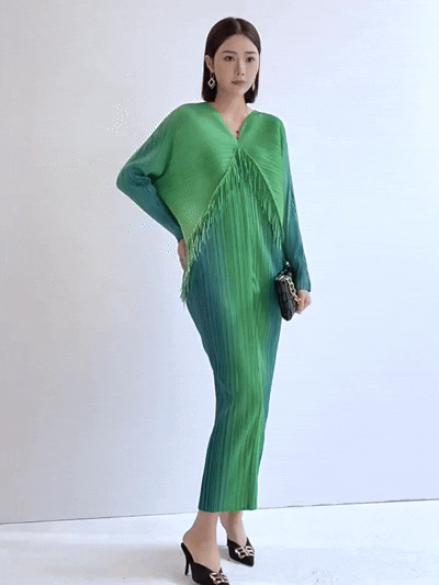 Gradient Fringe Plisse