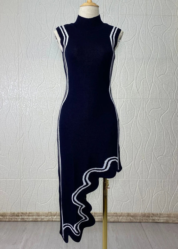 Asymmetrical Wavy Knit
