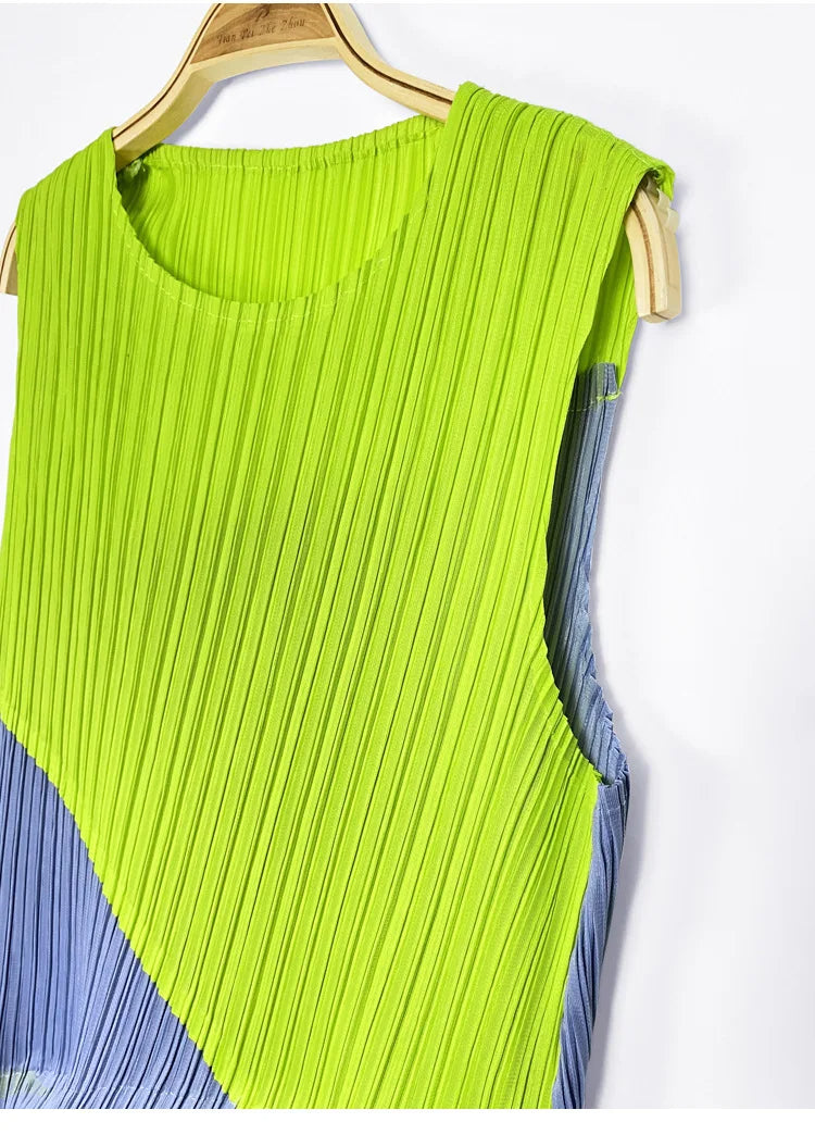 Colorblock Pleated Plisse