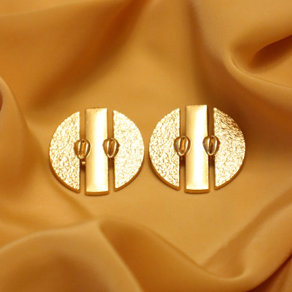 Sela Oval Earrings