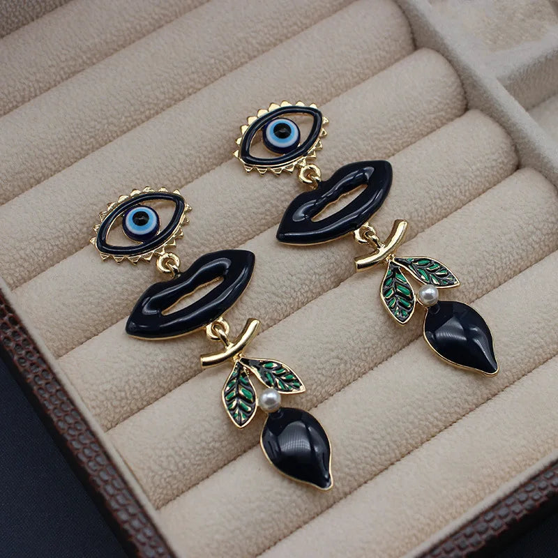 Baroque Eyes Earrings