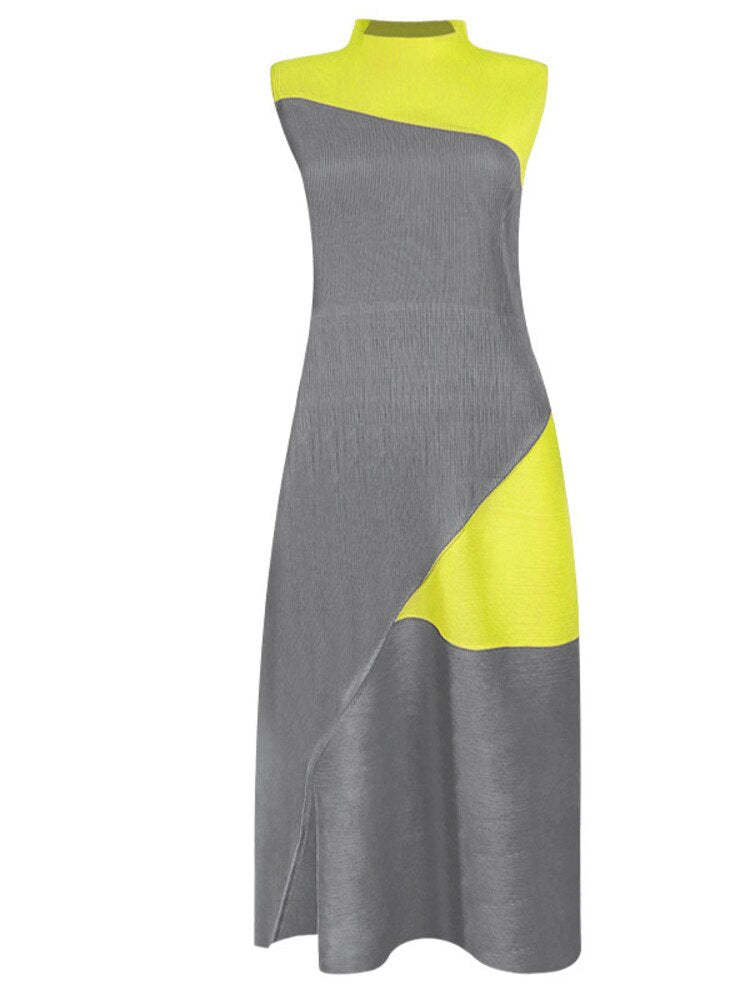 Contrast Colour Pleated
