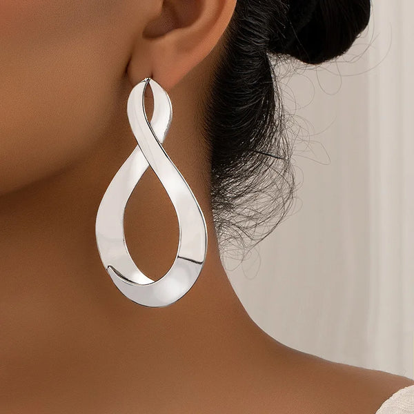 Atee Minimalist Earrings