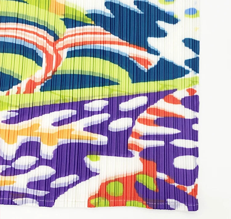 Hooded Pleated Print
