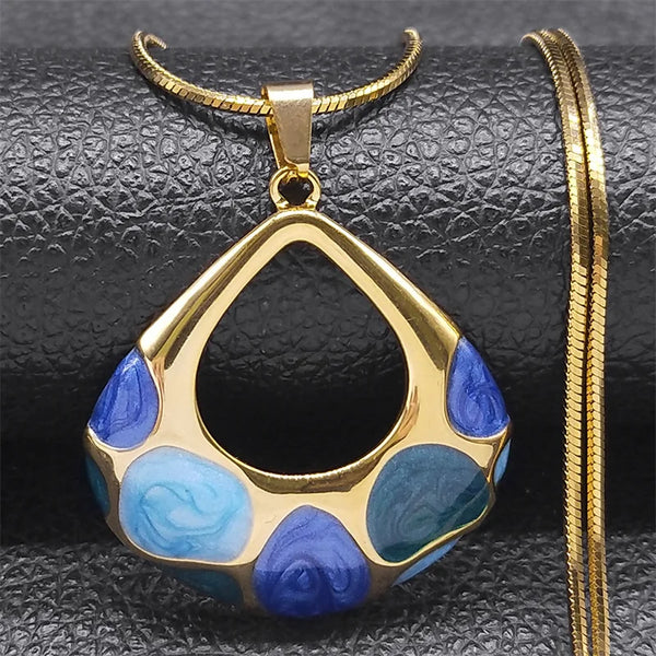 Aida Pendant