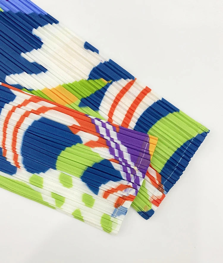 Hooded Pleated Print