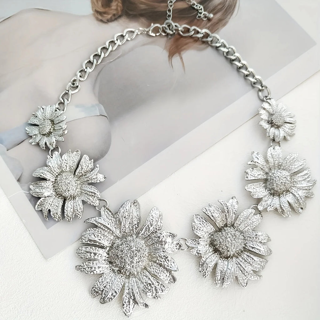 Asie Floral Necklace Set