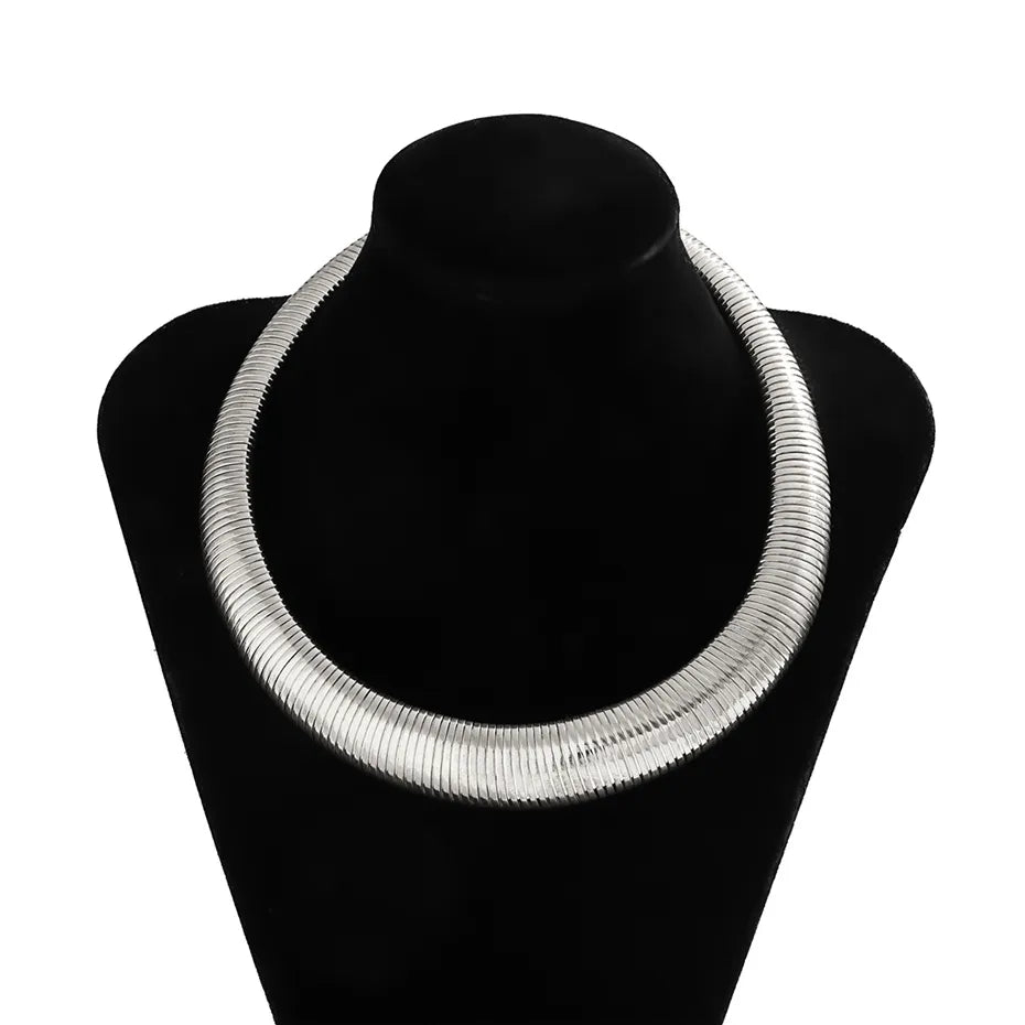 Myvana Ribbed Choker