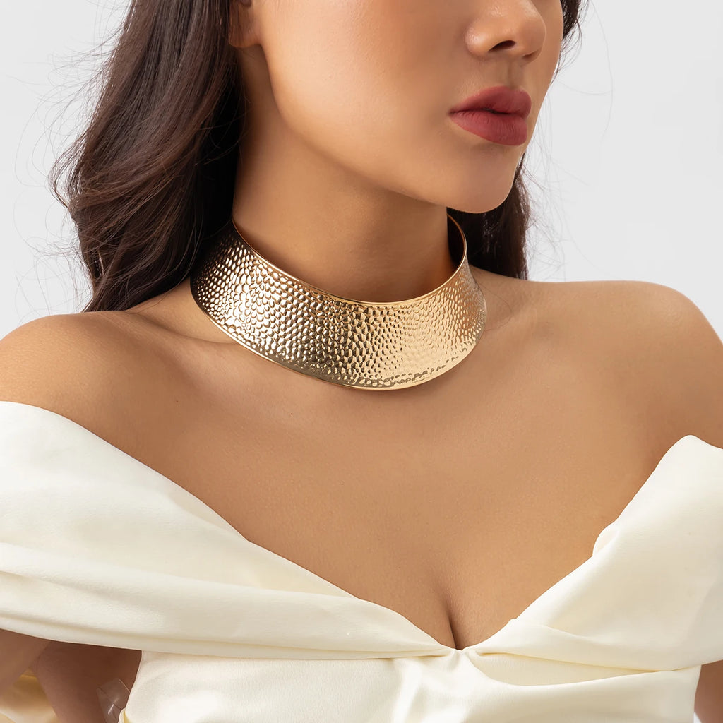 Neeya Brass Choker