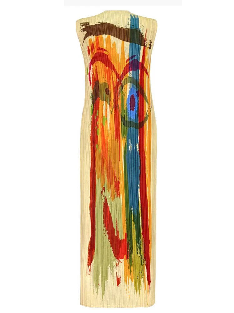 Manlleu Abstract Pleated