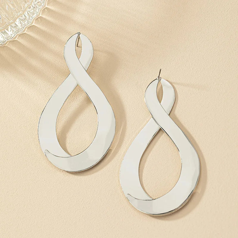 Atee Minimalist Earrings