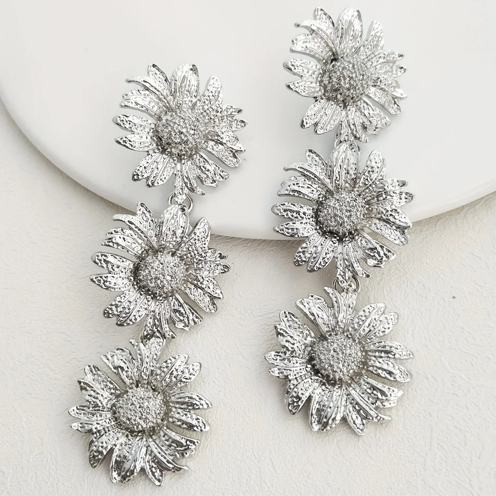 Asie Floral Necklace Set