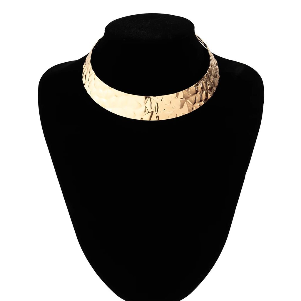 Morire Statement Choker