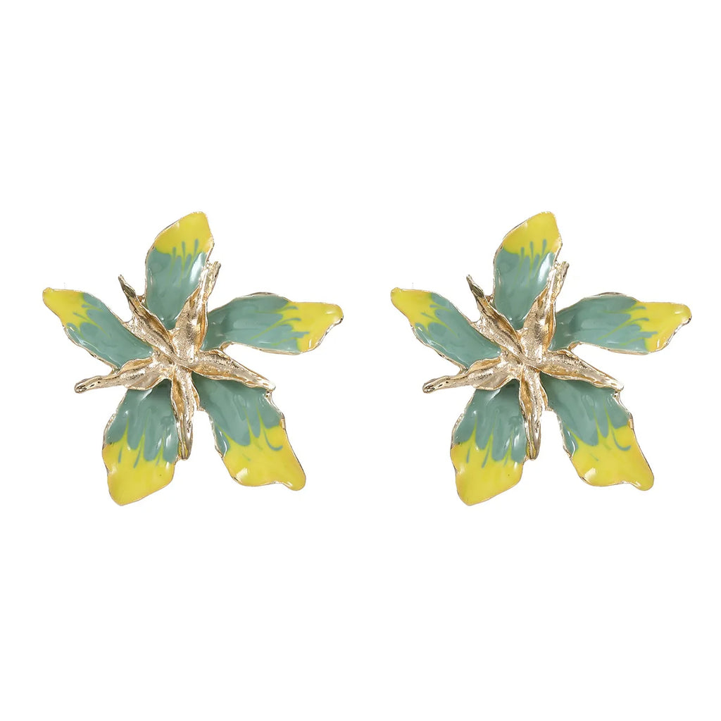 Iris Statement Stud